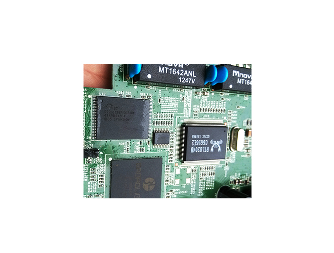 Calculator Circuit Design for Single - Sided PCBs